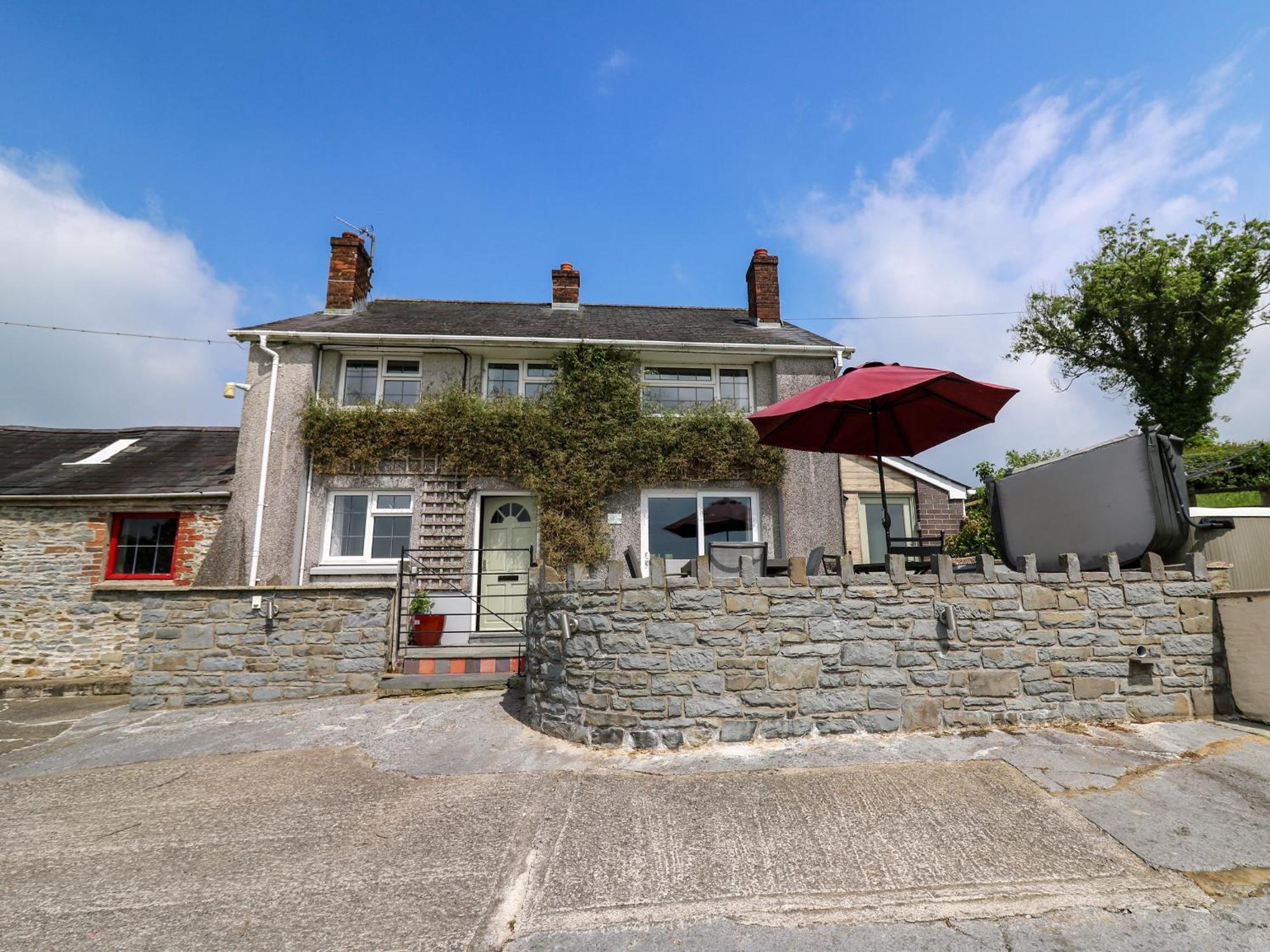 Aberdauddwr Villa Llanwnen Екстериор снимка