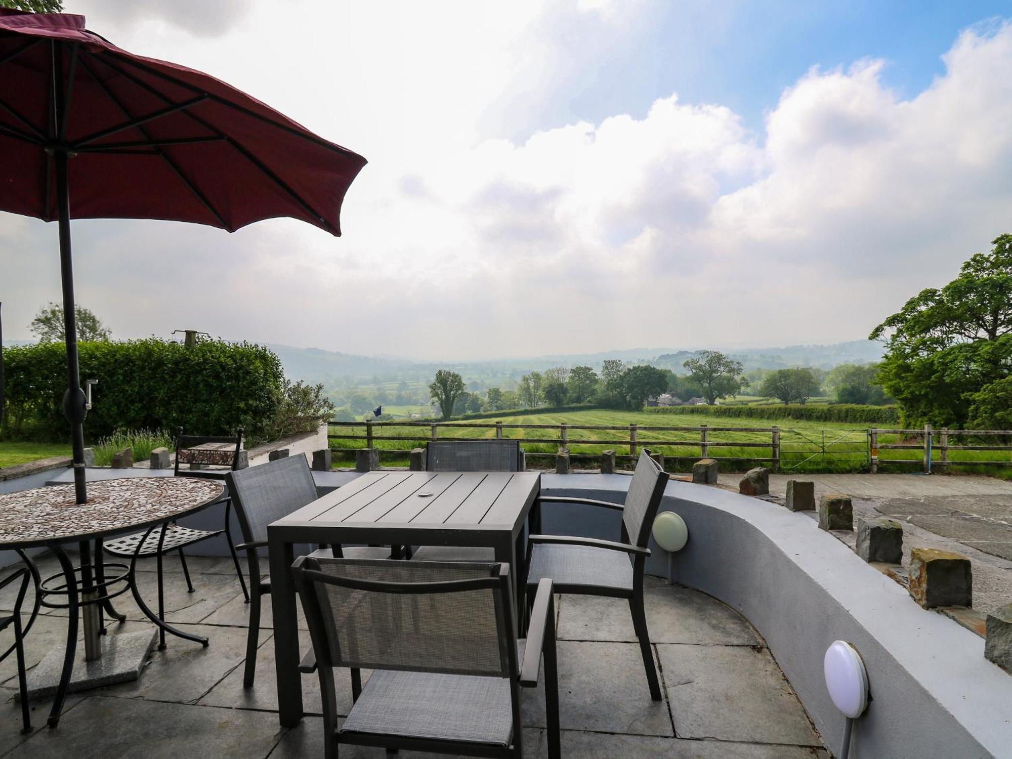 Aberdauddwr Villa Llanwnen Екстериор снимка